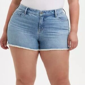 Torrid 3.5 Inch Vintage Stretch Mid-Rise Short